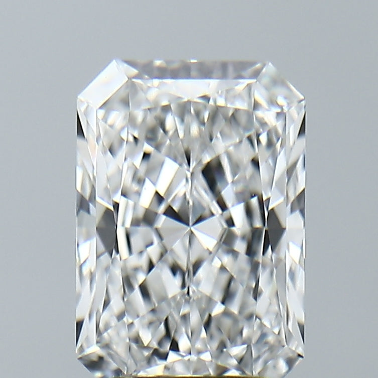 Lab-Grown 2.65 Carat Radiant Cut Diamond color E Clarity VVS2, precious stones, engagement diamonds