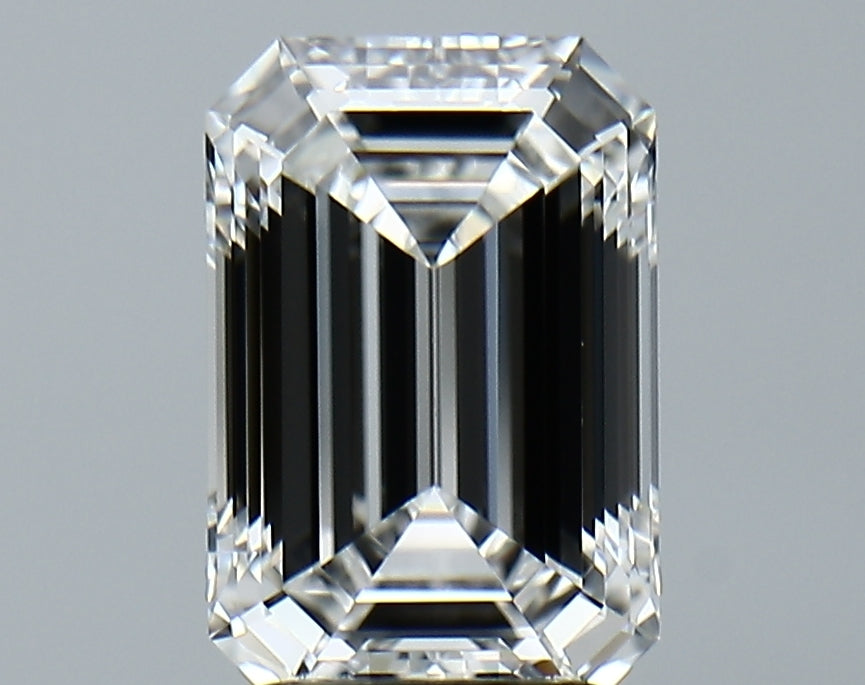 Lab-Grown 2.74 Carat Emerald Cut Diamond color E Clarity VVS2, precious stones, engagement diamonds