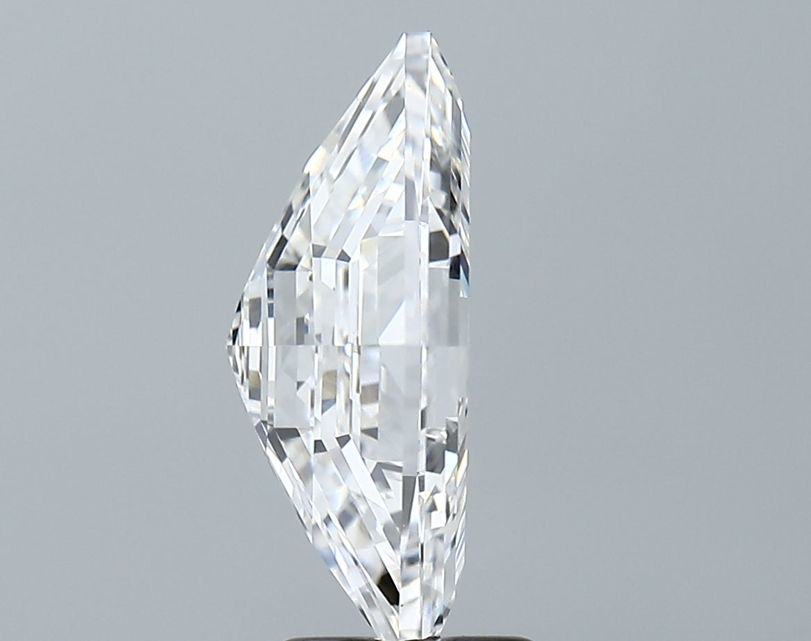 Lab-Grown 3.00 Carat Lozenge Step Cut Diamond color D Clarity VS1 With GIA Certificate, precious stones, engagement diamonds