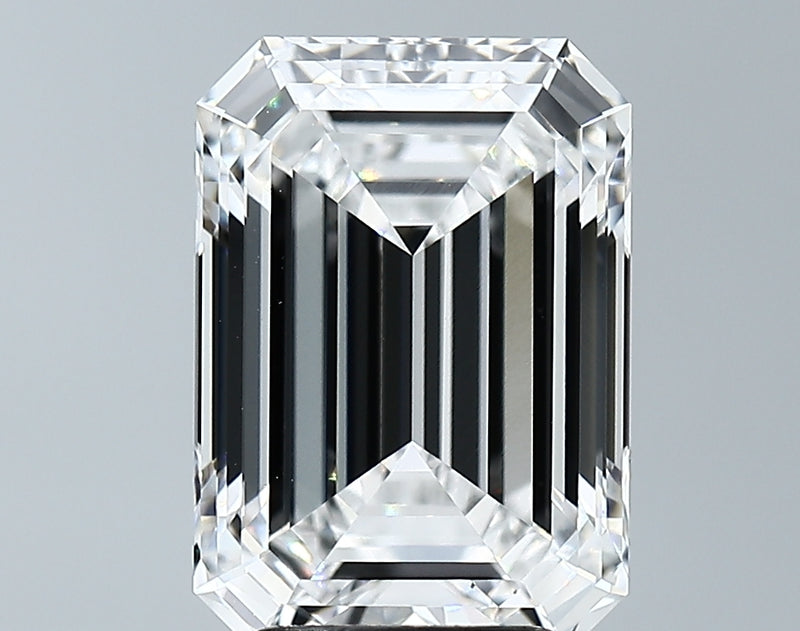 Lab-Grown 4.53 Carat Emerald Cut Diamond color E Clarity VVS2 With GIA Certificate, precious stones, engagement diamonds