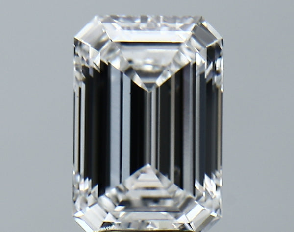 Lab-Grown 4.24 Carat Emerald Cut Diamond color E Clarity VS1, precious stones, engagement diamonds