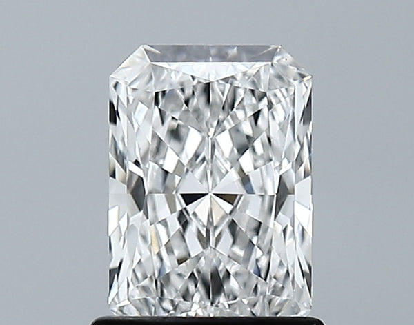 Lab-Grown 1.05 Carat Radiant Cut Diamond color E Clarity VVS2 With GIA Certificate, precious stones, engagement diamonds