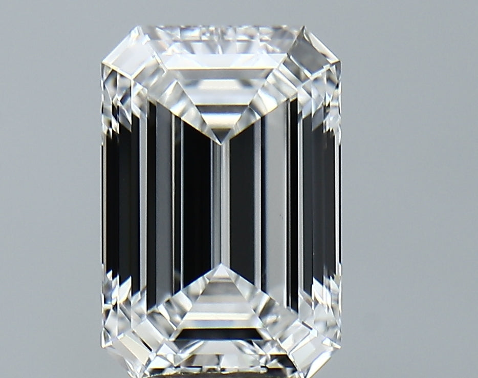 Lab-Grown 3.20 Carat Emerald Cut Diamond color E Clarity VVS2 With GIA Certificate, precious stones, engagement diamonds