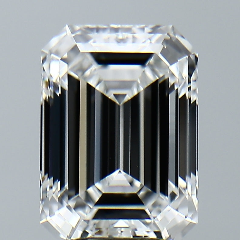 Lab-Grown 4.17 Carat Emerald Cut Diamond color E Clarity VVS1, precious stones, engagement diamonds
