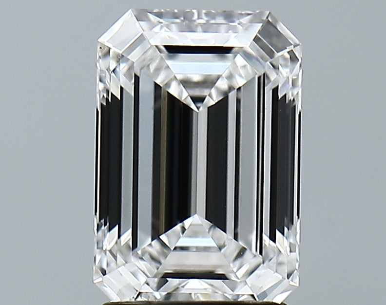 Lab-Grown 2.25 Carat Emerald Cut Diamond color E Clarity VVS2 With GIA Certificate, precious stones, engagement diamonds