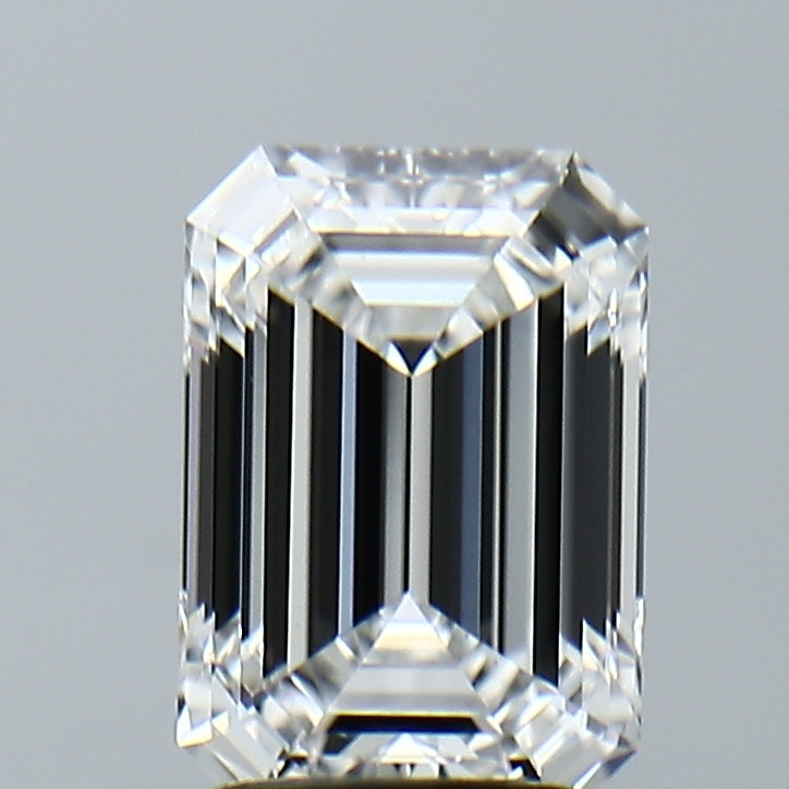 Lab-Grown 2.33 Carat Emerald Cut Diamond color D Clarity VVS2, precious stones, engagement diamonds