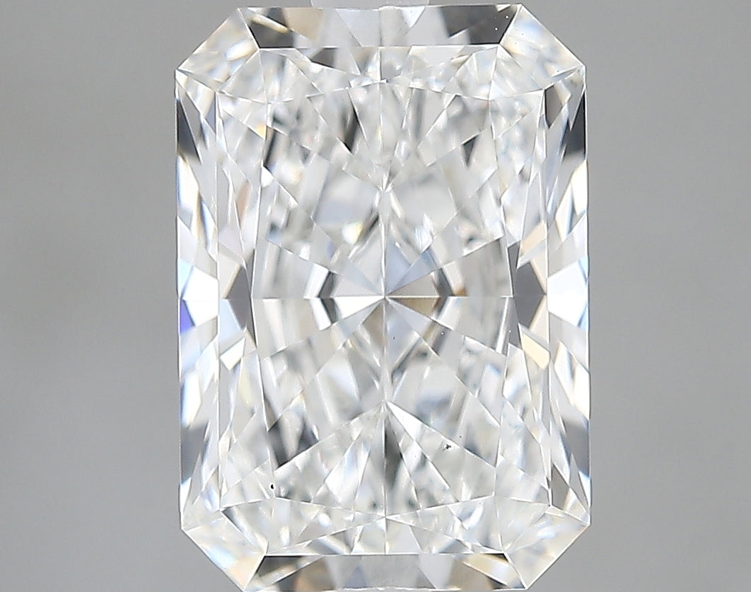 Lab-Grown 3.24 Carat Radiant Cut Diamond color E Clarity VVS2, precious stones, engagement diamonds