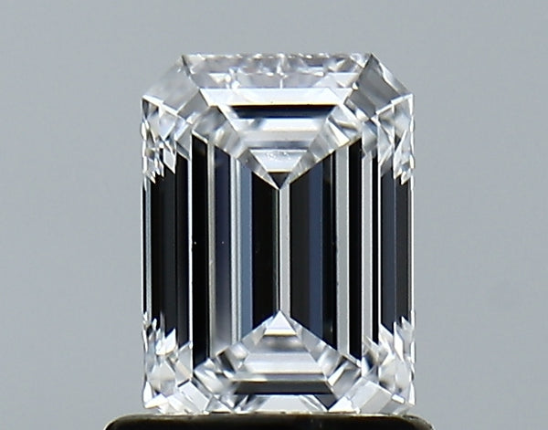 Lab-Grown 1.05 Carat Emerald Cut Diamond color E Clarity VVS2, precious stones, engagement diamonds