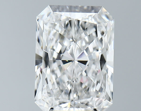 Lab-Grown 4.71 Carat Radiant Cut Diamond color E Clarity VS1 With GIA Certificate, precious stones, engagement diamonds