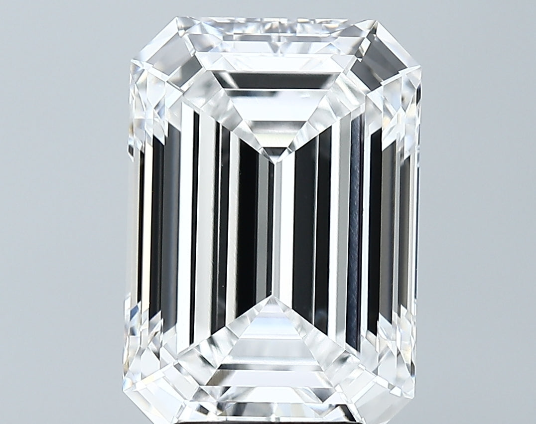 Lab-Grown 5.30 Carat Emerald Cut Diamond color E Clarity VS1 With GIA Certificate, precious stones, engagement diamonds