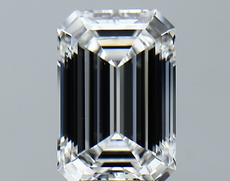 Lab-Grown 3.33 Carat Emerald Cut Diamond color E Clarity VS1 With GIA Certificate, precious stones, engagement diamonds