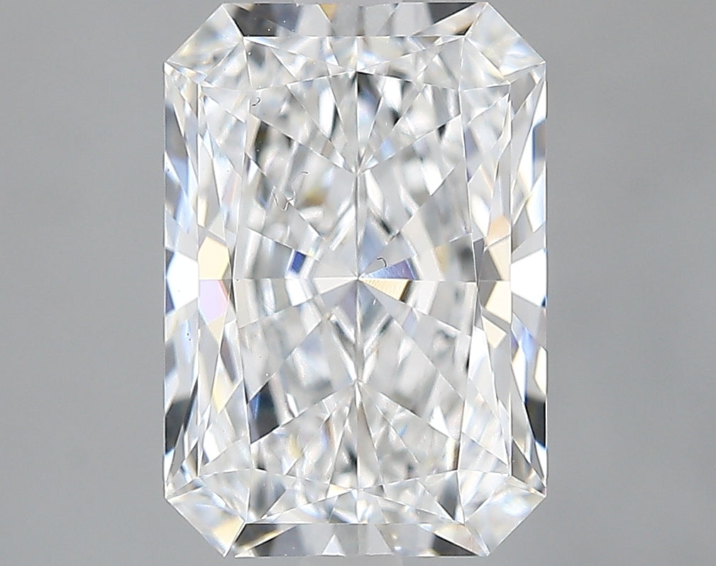 Lab-Grown 2.64 Carat Radiant Cut Diamond color E Clarity VVS2, precious stones, engagement diamonds