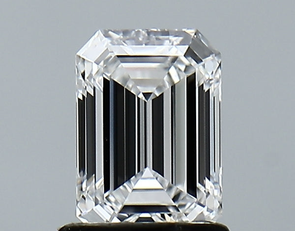 Lab-Grown 1.04 Carat Emerald Cut Diamond color D Clarity VVS2, precious stones, engagement diamonds