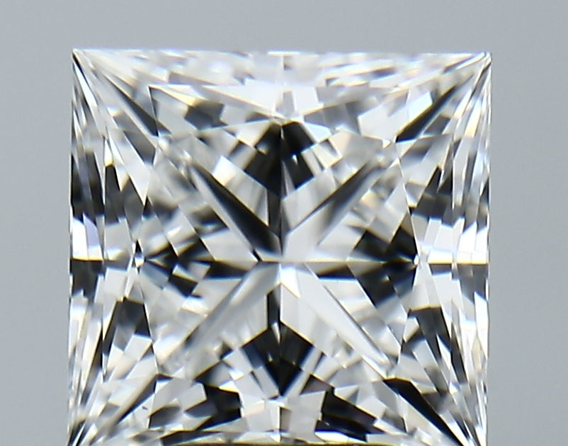 Lab-Grown 4.26 Carat Princess Cut Diamond color E Clarity VVS2, precious stones, engagement diamonds