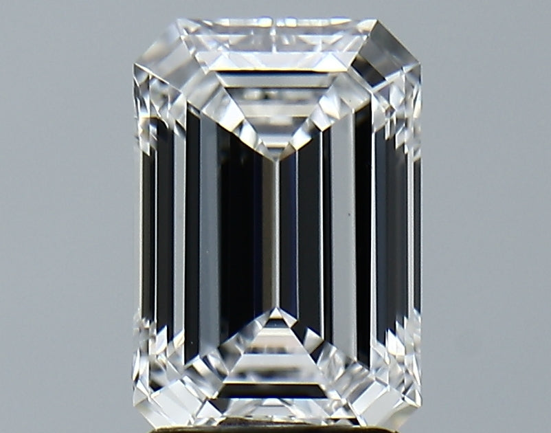 Lab-Grown 2.16 Carat Emerald Cut Diamond color E Clarity VVS2 With GIA Certificate, precious stones, engagement diamonds