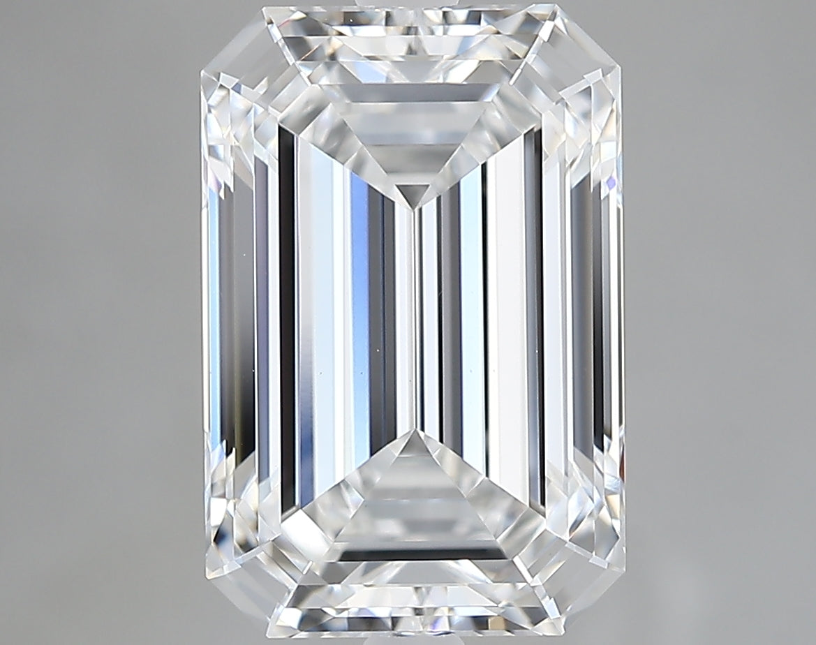 Lab-Grown 4.21 Carat Emerald Cut Diamond color E Clarity VVS2, precious stones, engagement diamonds
