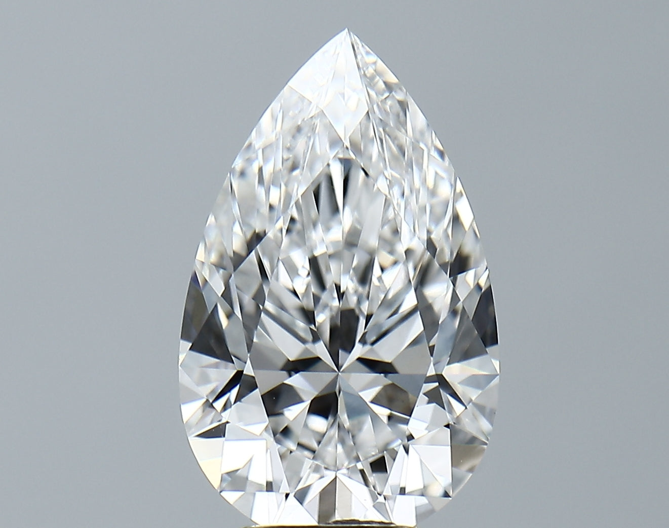 Lab-Grown 4.96 Carat Pear Shape Diamond color E Clarity VS1 With GIA Certificate, precious stones, engagement diamonds
