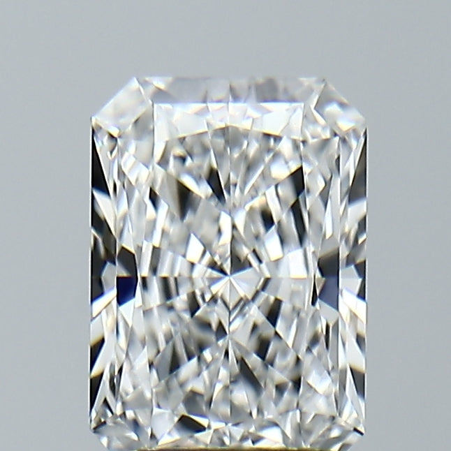 Lab-Grown 1.70 Carat Radiant Cut Diamond color E Clarity VVS2, precious stones, engagement diamonds