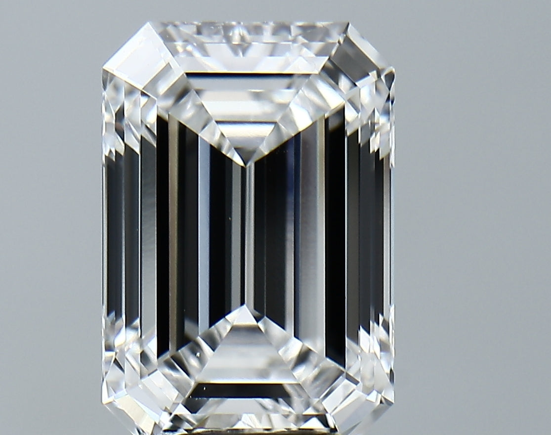 Lab-Grown 6.28 Carat Emerald Cut Diamond color E Clarity VVS2 With GIA Certificate, precious stones, engagement diamonds