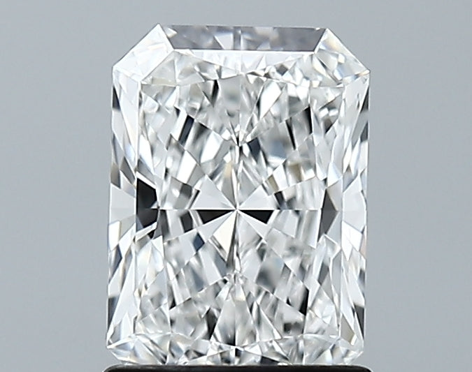 Lab-Grown 1.36 Carat Radiant Cut Diamond color E Clarity VVS2 With GIA Certificate, precious stones, engagement diamonds