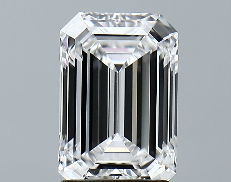 Lab-Grown 2.11 Carat Emerald Cut Diamond color E Clarity VVS2 With GIA Certificate, precious stones, engagement diamonds