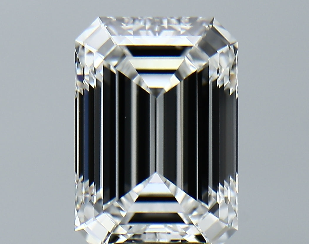 Lab-Grown 5.16 Carat Emerald Cut Diamond color E Clarity VVS2, precious stones, engagement diamonds