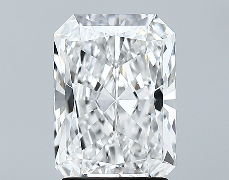 Lab-Grown 2.36 Carat Radiant Cut Diamond color E Clarity VS2 With GIA Certificate, precious stones, engagement diamonds