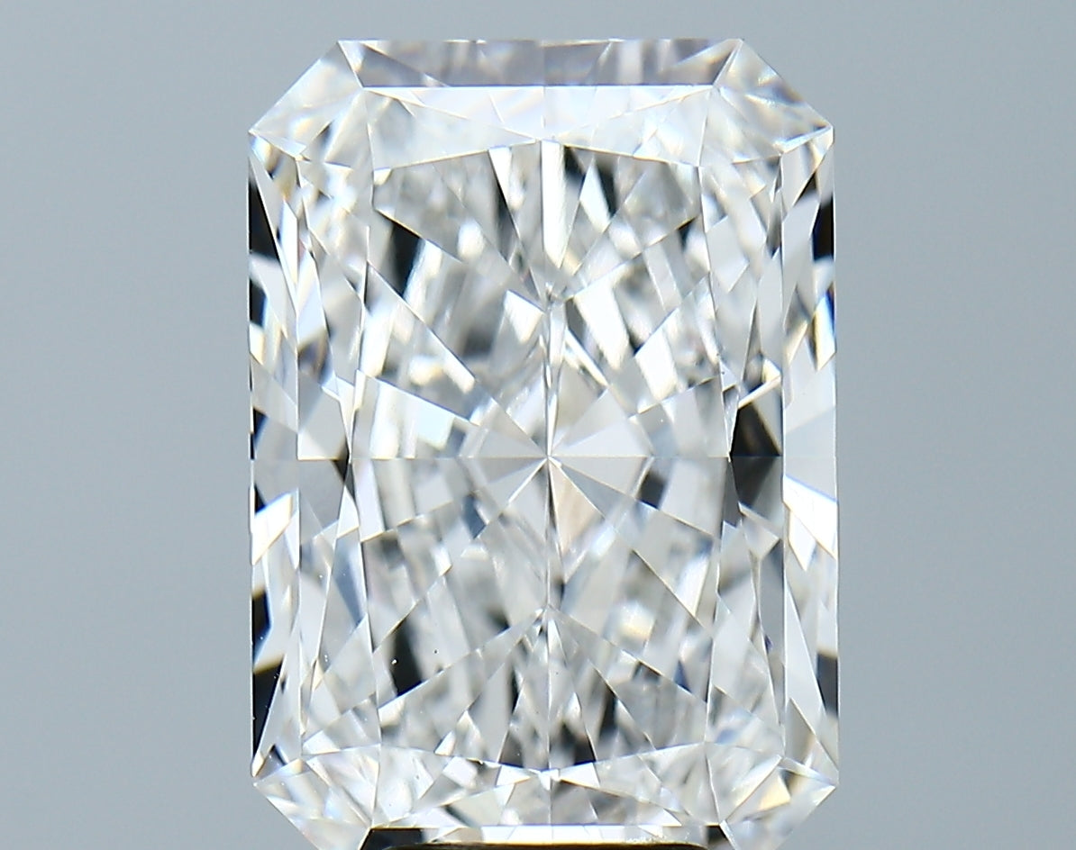 Lab-Grown 7.39 Carat Radiant Cut Diamond color E Clarity VS1 With GIA Certificate, precious stones, engagement diamonds