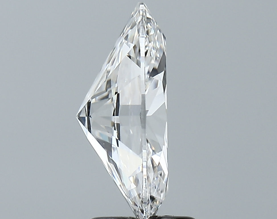 Lab-Grown 2.74 Carat Oval Shape Diamond color E Clarity VVS2 With GIA Certificate, precious stones, engagement diamonds