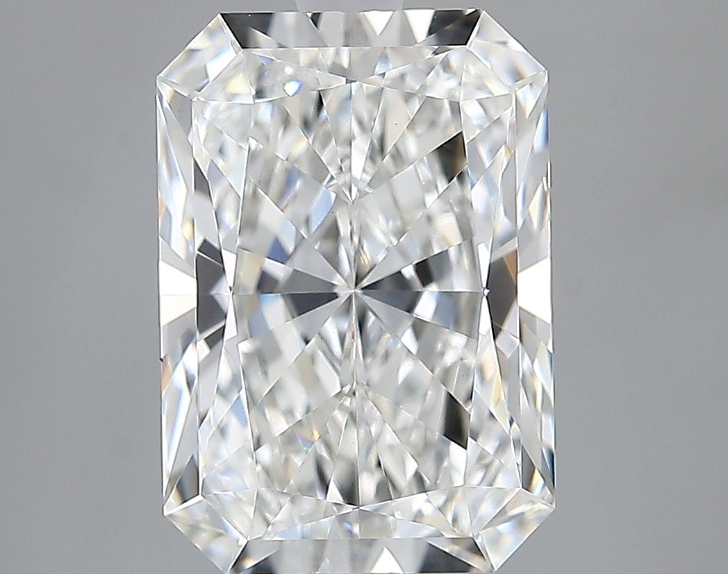 Lab-Grown 3.06 Carat Radiant Cut Diamond color E Clarity VVS2, precious stones, engagement diamonds