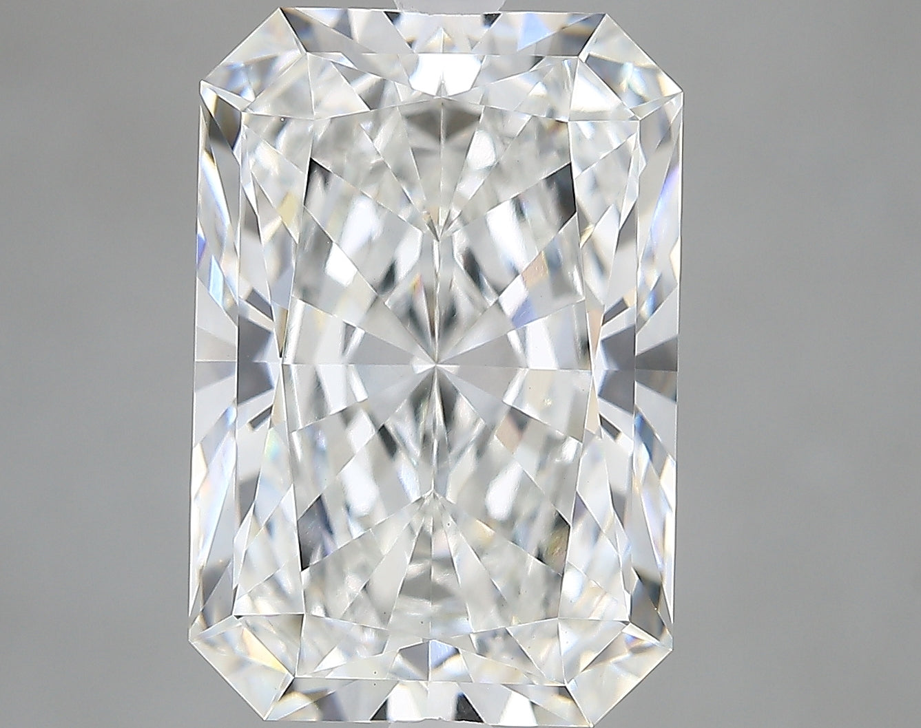 Lab-Grown 6.04 Carat Radiant Cut Diamond color E Clarity VS1, precious stones, engagement diamonds