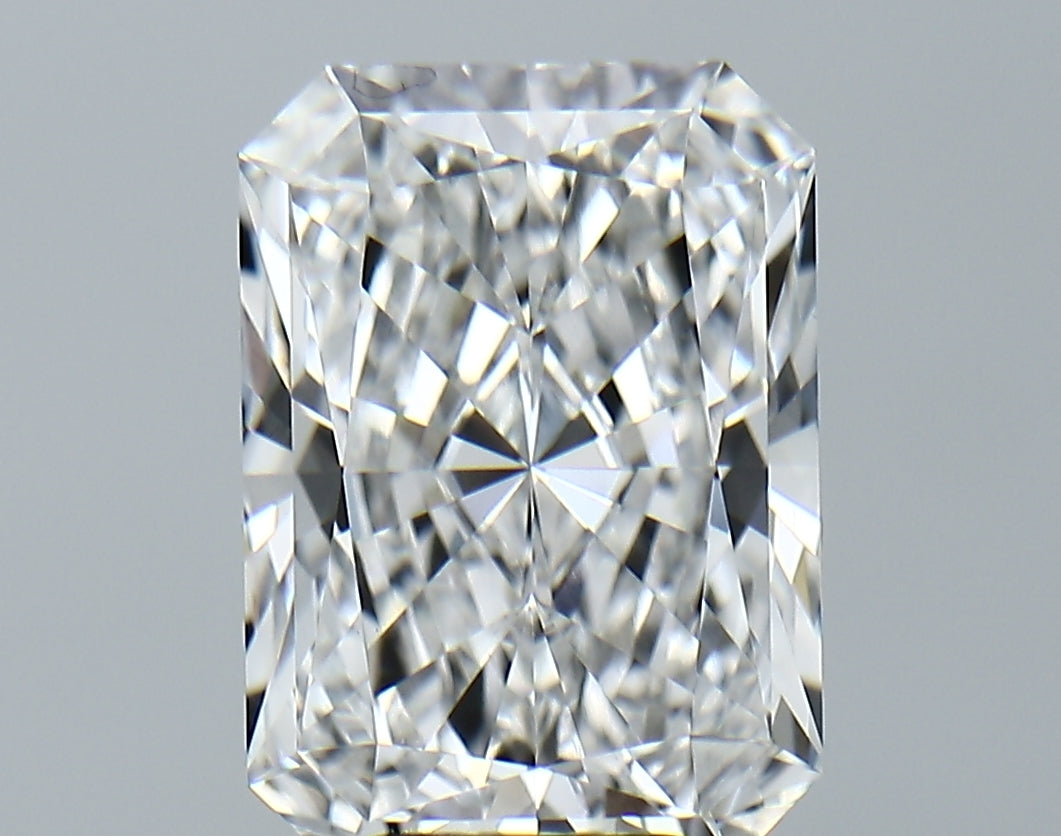 Lab-Grown 5.06 Carat Radiant Cut Diamond color E Clarity VVS2 With GIA Certificate, precious stones, engagement diamonds