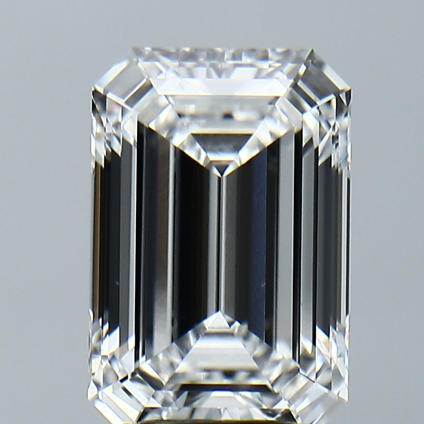 Lab-Grown 4.08 Carat Emerald Cut Diamond color E Clarity VVS2, precious stones, engagement diamonds