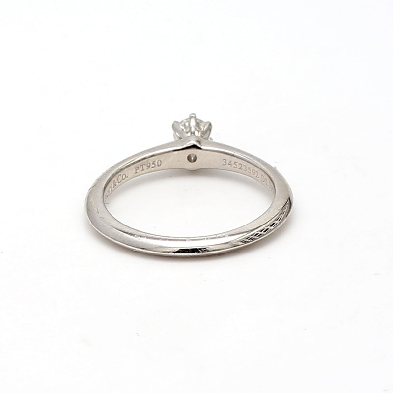 Tiffany and Co 0.19 Carat Round Brilliant F-VVS2 Diamond Platinum Engagement Ring