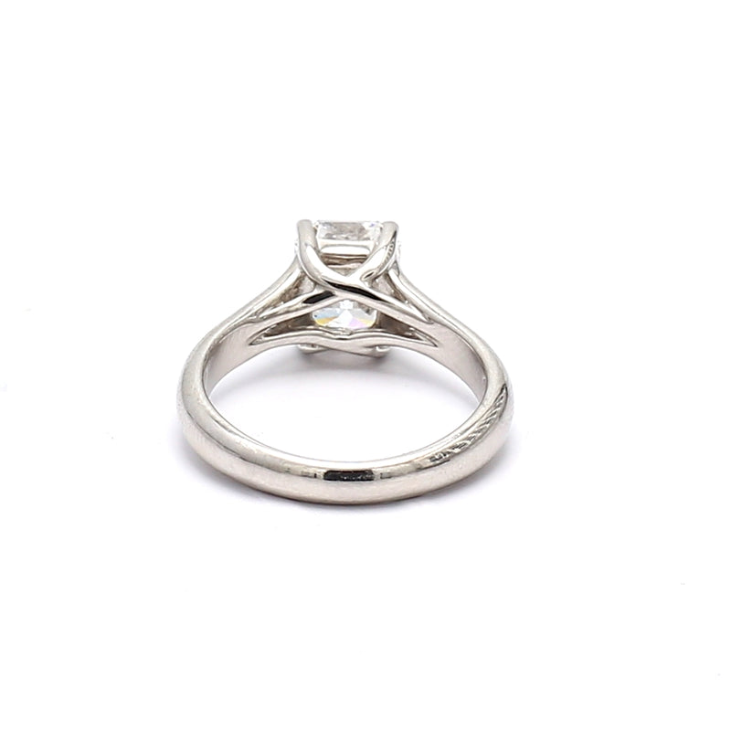 Tiffany and Co 1.52 Carat Radiant Cut F-VS1 Diamond Platinum Engagement Ring
