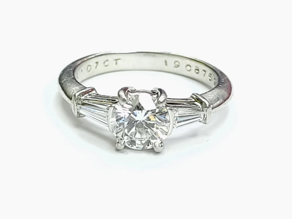 Tiffany and Co 1.07 Carat G-VVS2 Diamond Platinum Engagement Ring