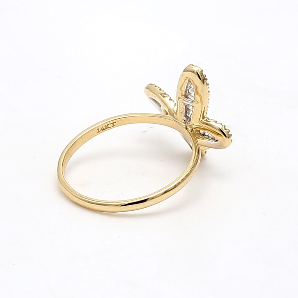 0.40 Carat Baguette Shape H-VS2 Diamond 14 Karat Yellow Gold Cluster Ring