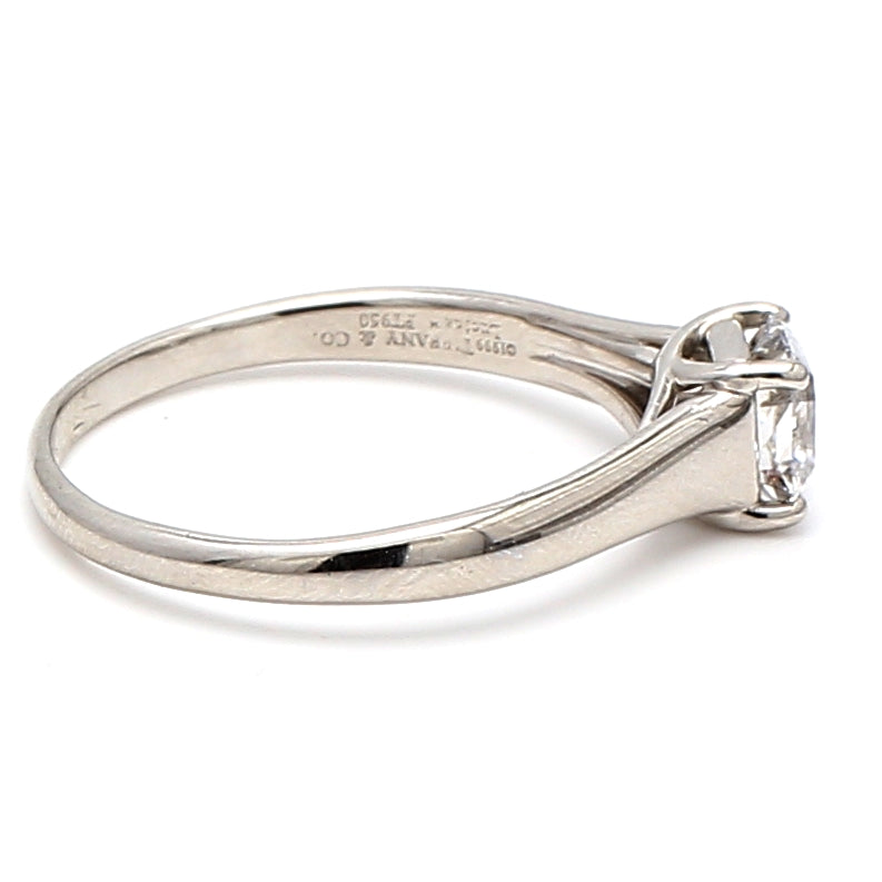 Tiffany and Co 0.92 Carat Radiant Cut Shape E-VVS2 Diamond Platinum Engagement Ring