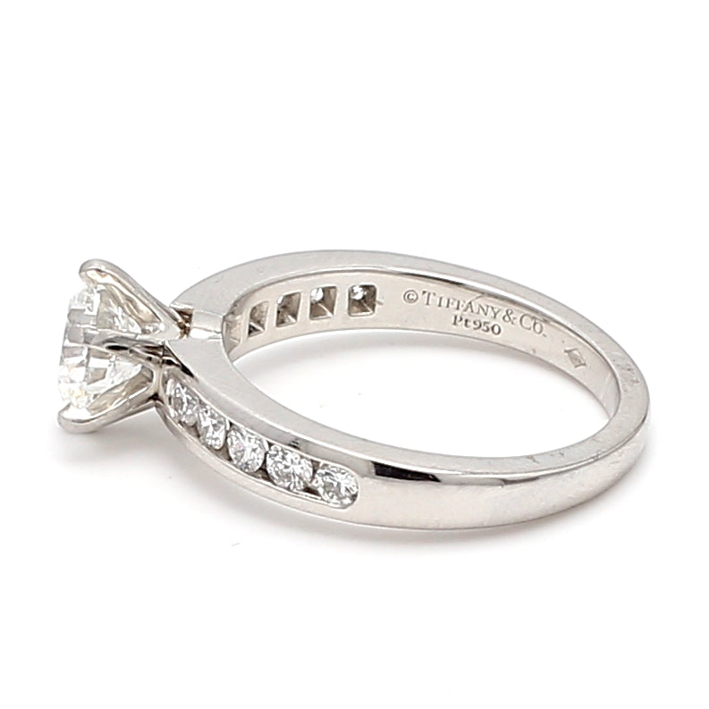 Tiffany and Co 1.02 Carat Round Brilliant Shape E-VVS1 Diamond Platinum Engagement Ring