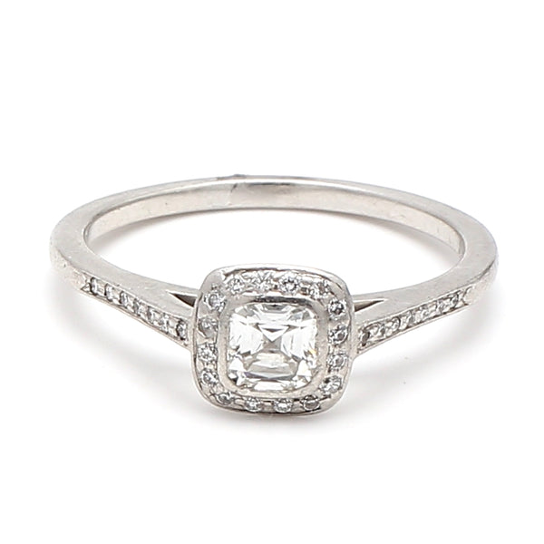 Tiffany and Co 0.60 Carat I-VVS1 Diamond Platinum Engagement Ring
