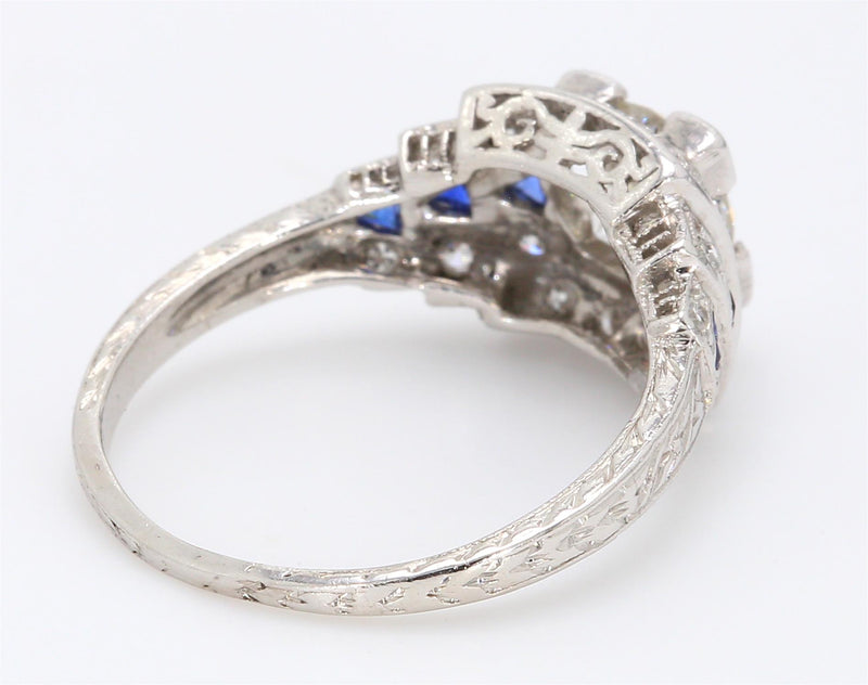 1.02 Carat Circular Brilliant Cut Shape I-VS1 Diamond Platinum Ring