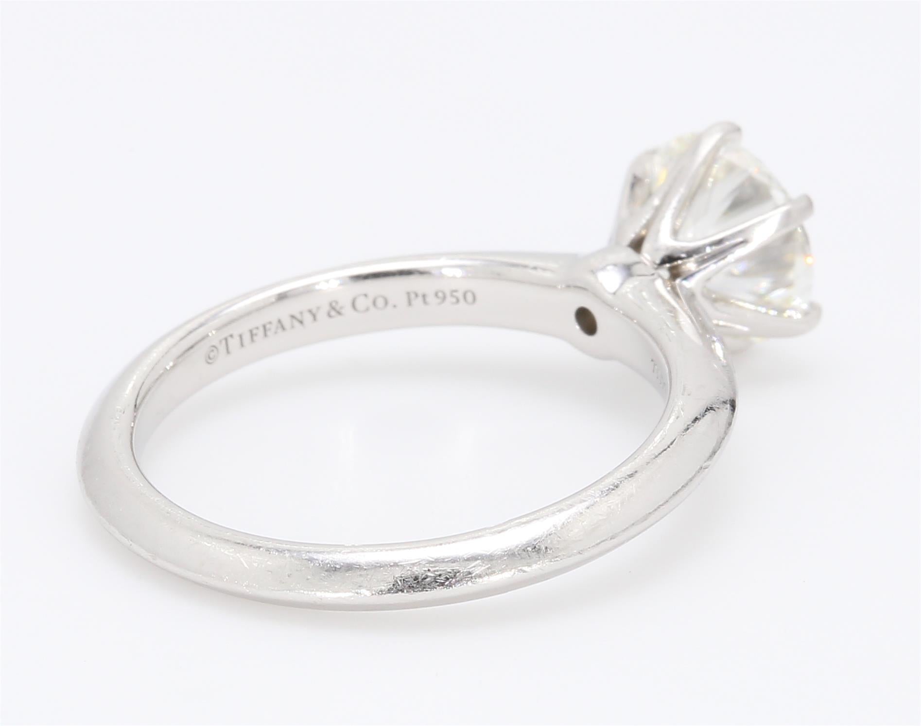 Tiffany and Co 1.35 Carat Round Brilliant Shape H-VS1 Diamond Platinum Engagement Ring
