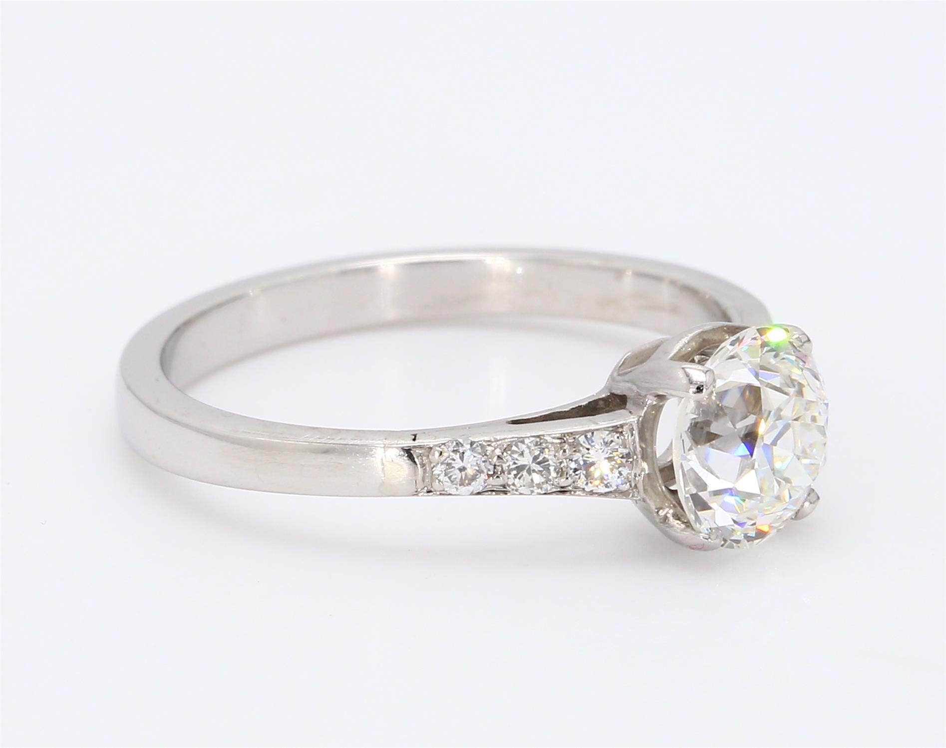 Tiffany and Co 1.25 Carat Circular Brilliant Cut Shape H-VVS1 Diamond Platinum Engagement Ring