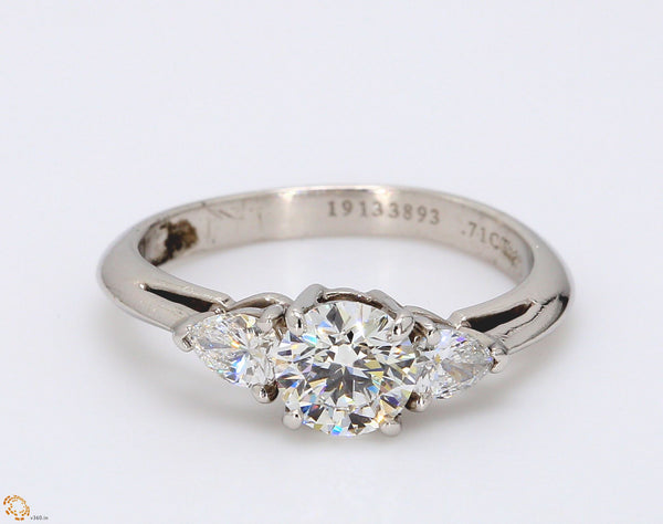 Tiffany and Co 0.71 Carat Round Brilliant Shape H-VVS2 Diamond Platinum Engagement Ring